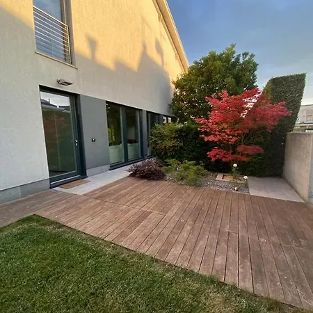 Oda ve Kahvaltı Wooden House 4*