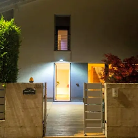Wooden House Bed and Breakfast
